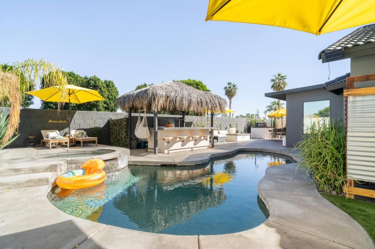 Desert Paradise Salt Water Pool & Spa 1 Mile To Coachella Fest Indio Kültér fotó